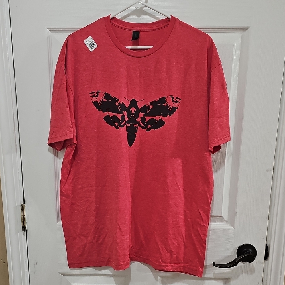 Moth Silhouette Women's Graphic Tee - Red
